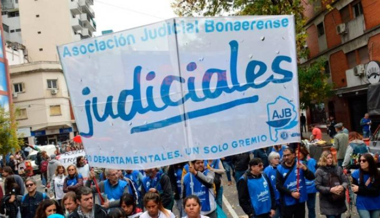 Rechazo de la Asociación Judicial Bonaerense a la oferta salarial