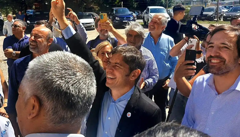 Kicillof inauguró un tomógrafo y cargó contra Milei: “Está asfixiando los bolsillos”