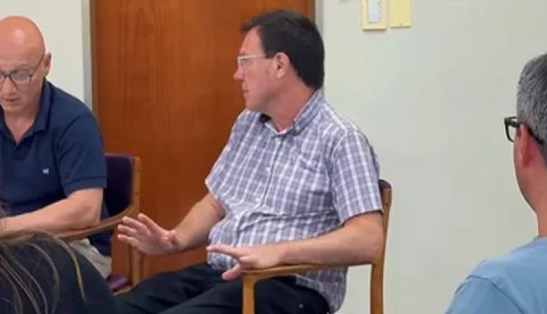 Agua, cloacas y cordón cuneta: el eje de una nueva reunión entre el Chalde y vecinos