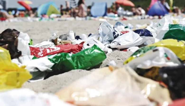 Monitoreo científico en la Costa Atlántica: la Provincia firmó un convenio con el Conicet