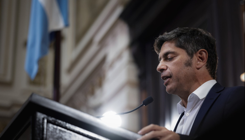 Kicillof abrió sesiones con un duro mensaje a Milei: “Es necesario cambiar el rumbo nacional”