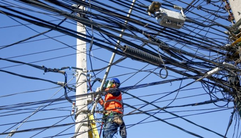 Advertencia por la seguridad eléctrica en la PBA: cooperativas sin control técnico