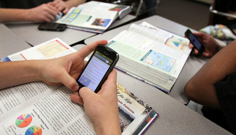 La PBA arranca las clases con aulas sin celulares en primaria