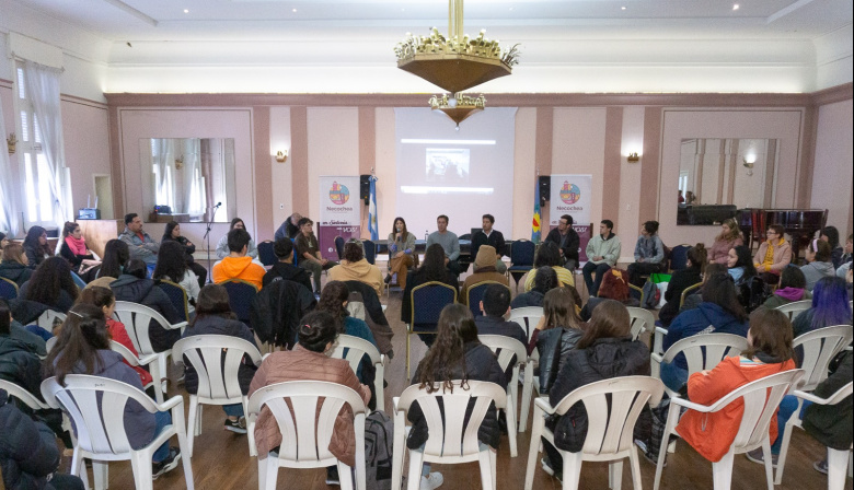 Necochea financiará estudios superiores con recursos propios