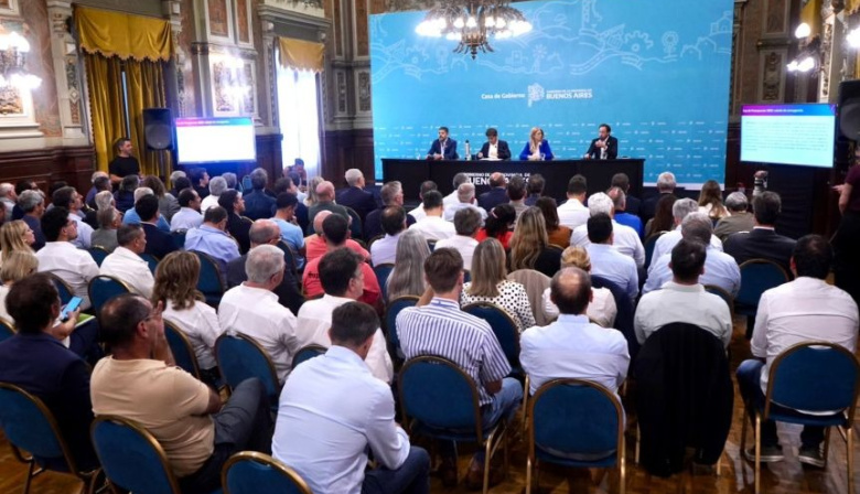 Kicillof anunció que coparticipará a los municipios si recupera fondos de Nación