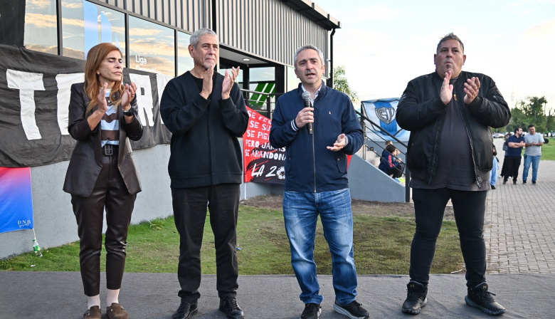 Larroque puso en escena a Ferraresi como posible candidato a Gobernador bonaerense