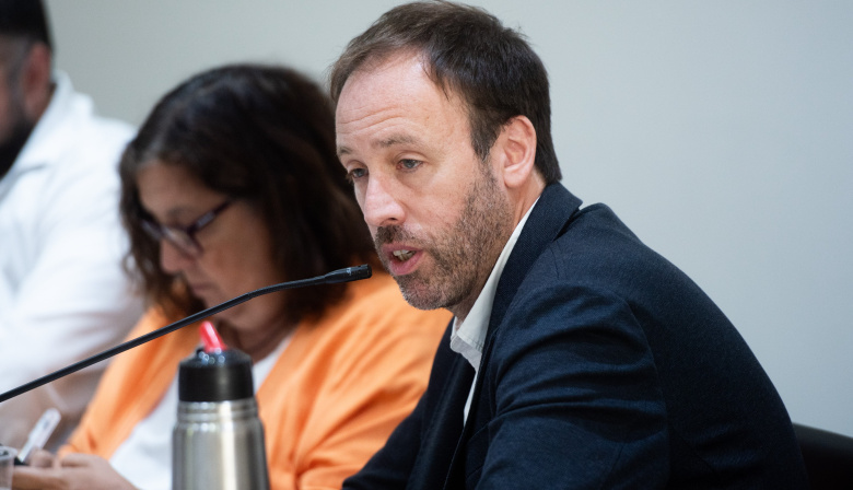 "La obra pública cero destruyó la construcción": López criticó la política del Gobierno nacional