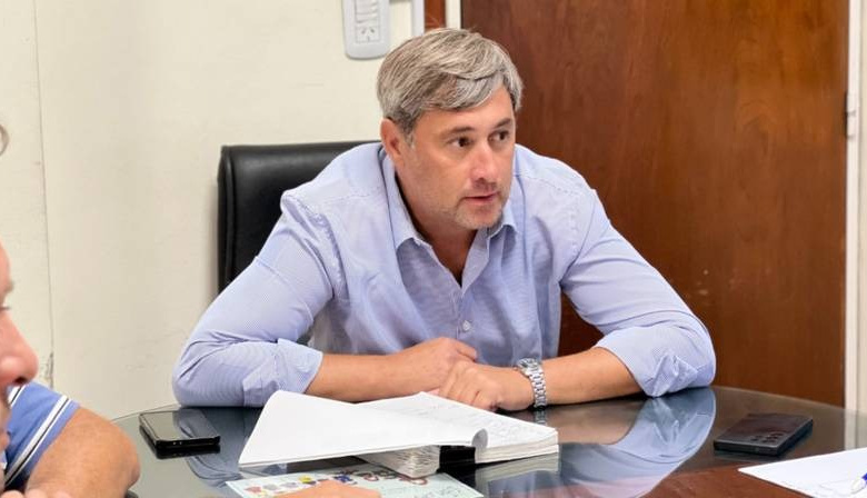 Se recalienta la disputa en Hipólito Yrigoyen por los fondos de la tasa vial: la Justicia intimó al municipio