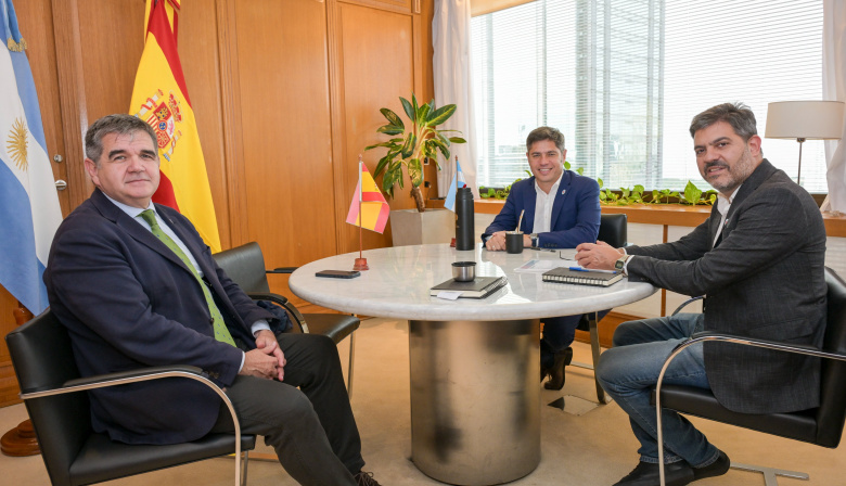 Kicillof viajó a España en busca de financiamiento y nuevas inversiones