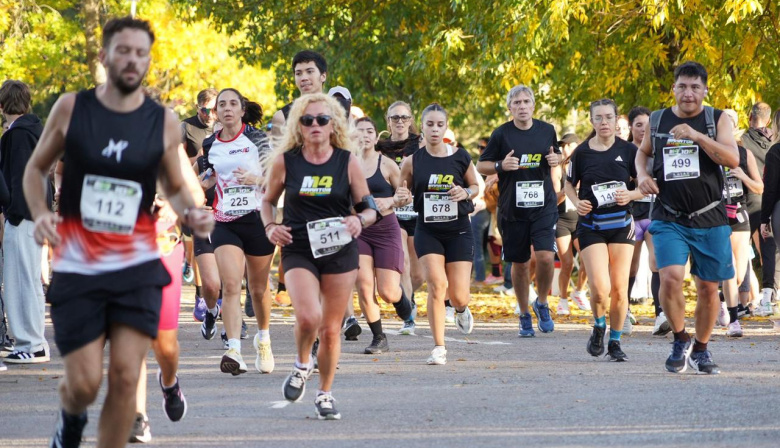 La Maratón de la Defensoría reunió una multitud para ayudar al Hospital de Niños