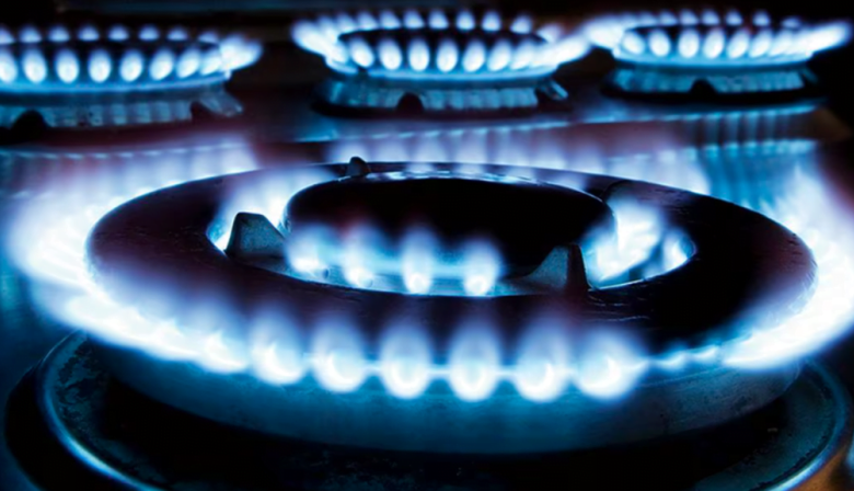 El Gobierno habilitó subas de hasta 50% en el recargo que financia los subsidios al gas en zonas frías