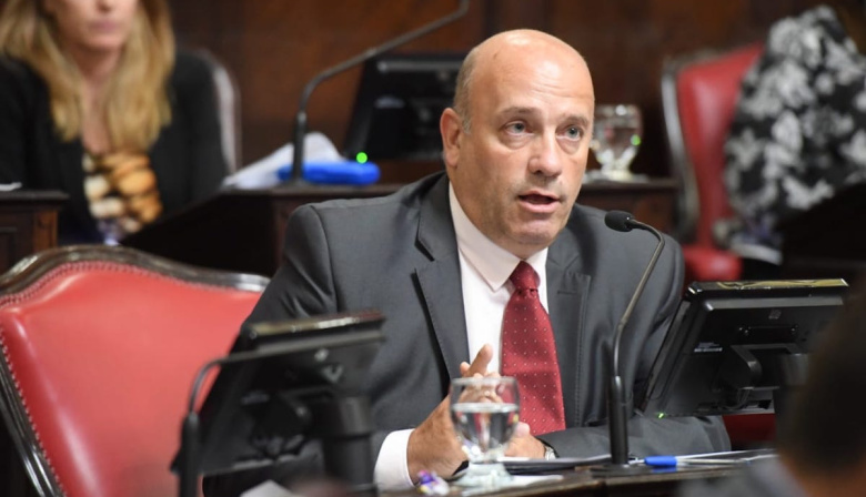 Buscan que los padres paguen por falsas amenazas en escuelas