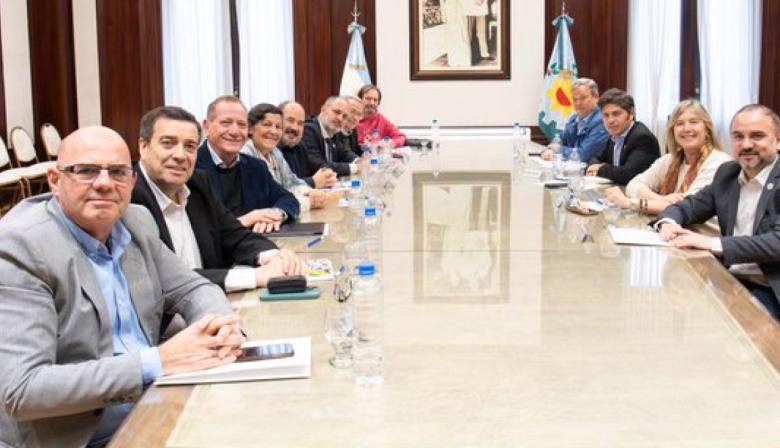 Kicillof se reunió con iglesias evangélicas y puso el foco en la pobreza y la contención social