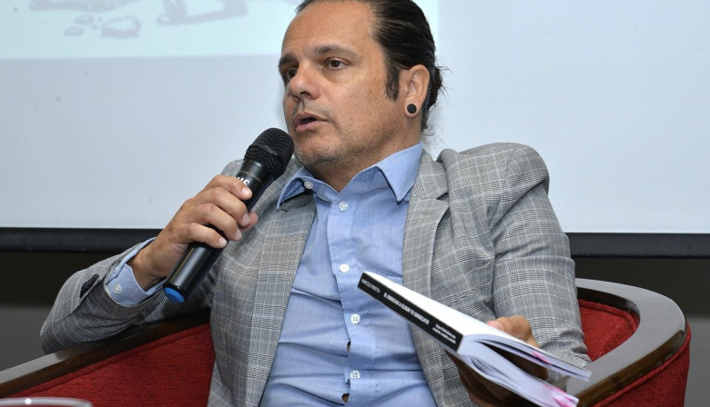 Peretta exige una reforma laboral para combatir la informalidad