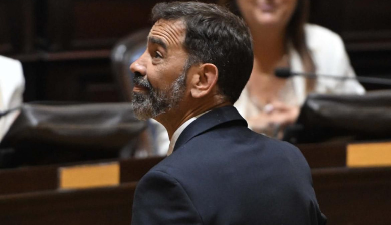 Osaba presentó un proyecto para eliminar el Impuesto de Sellos en la Provincia