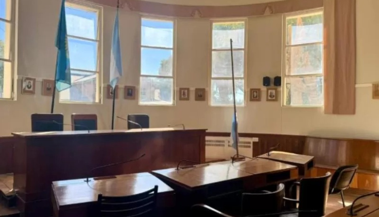 Polémica en Mar Chiquita: acusan a Fuerza Patria de querer cerrar el acceso a comisiones legislativas
