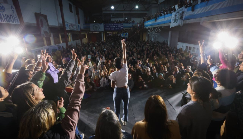 Mayra Mendoza encabezó un encuentro de mujeres peronistas bajo la consigna “Cristina Libre”