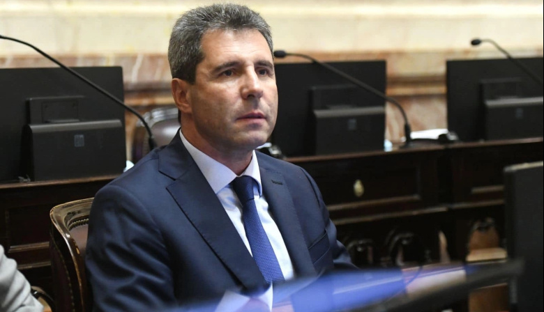 Uñac confirma que irá por la Presidencia en 2027 y pide al peronismo abrir la discusión de candidaturas