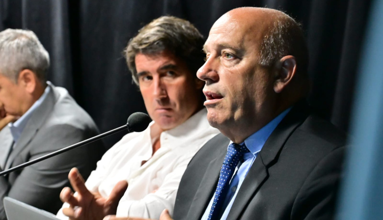 De Leo exige al gobierno bonaerense informes por la crisis de anestesiología en el Hospital Penna