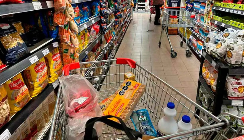 Según INDEC, la inflación de abril fue de 2,6% y acumuló 32,4% en los últimos doce meses