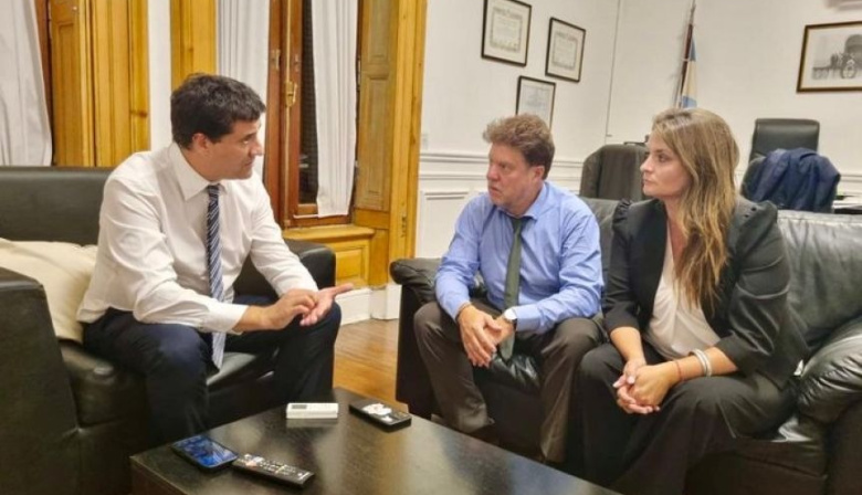 La UCR presentó una reforma electoral para desdoblar los comicios bonaerenses