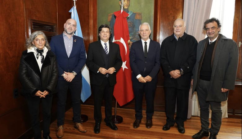 La Plata tendrá el primer laboratorio de robótica de América Latina con tecnología donada por Turquía