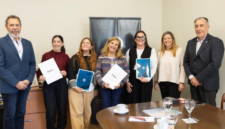 Edelap, Cáritas y UCALP ofrecerán cursos gratuitos de oficios y paneles solares