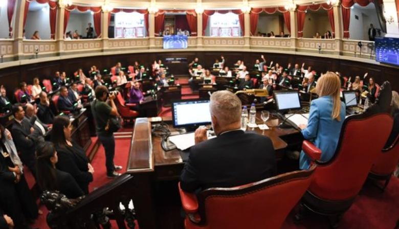El Senado bonaerense oficializó la conformación de sus comisiones permanentes
