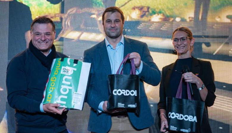 Chubut presentó en Córdoba su Temporada de Invierno 2026 con eje en el vuelo directo a Esquel