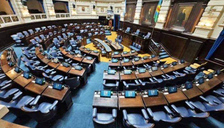 Diputados opositores denunciaron un bloqueo al debate por el IOMA