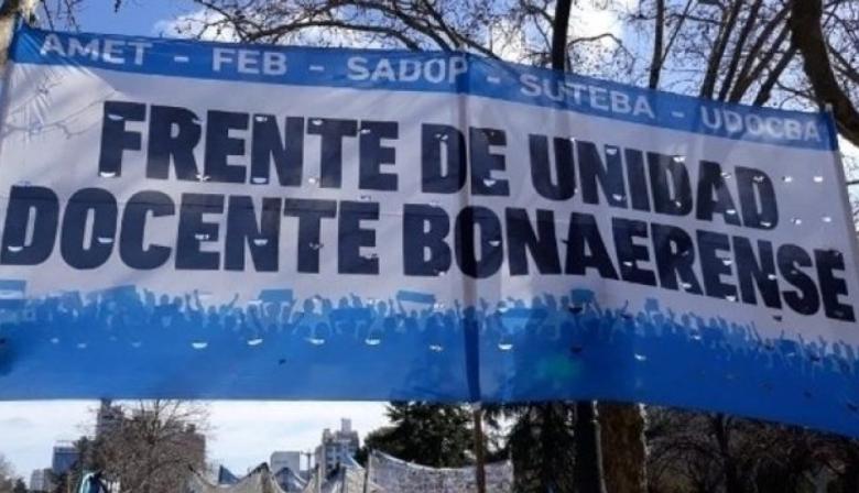Los docentes bonaerenses paran este martes y presionan por la reapertura de paritarias