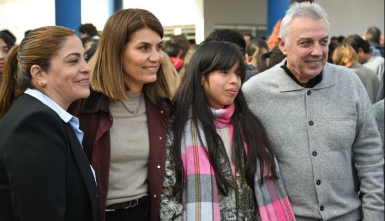 Zamora lanzó "Tigre Educa Secundario" para acompañar a más de 200 alumnos con becas y tutores