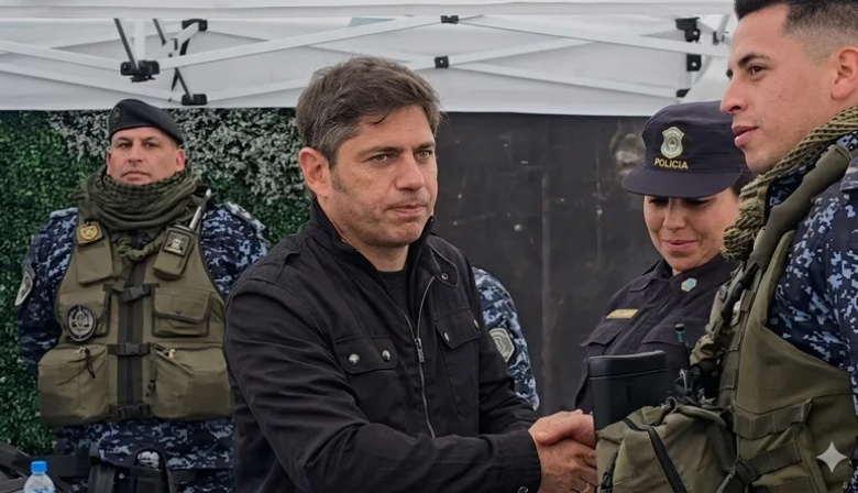 Tras el adiós al Indio Solari, Kicillof habló de un “encuentro histórico” entre el pueblo y su ídolo