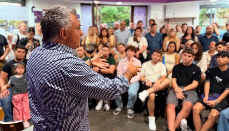 La Libertad Avanza presentó un proyecto para permitir que jóvenes de 18 años sean concejales en Buenos Aires