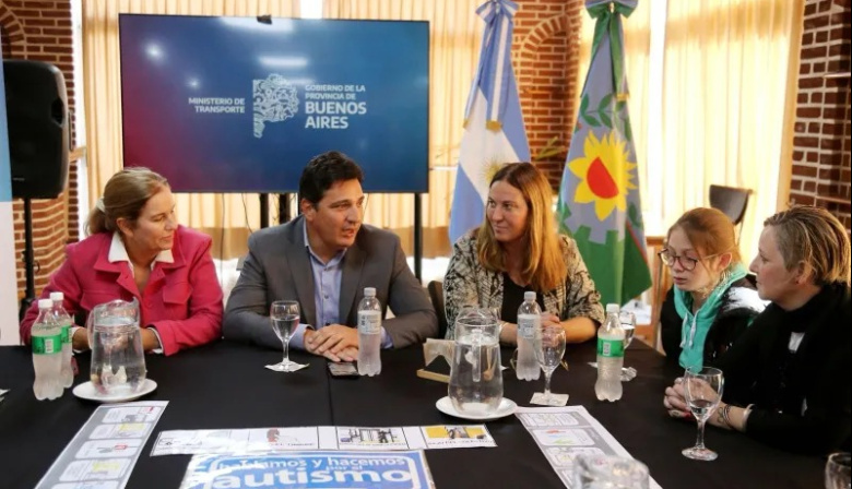 Buenos Aires suma pictogramas obligatorios en colectivos para personas con discapacidad