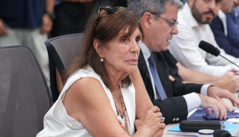 Teresa García respondió a Bianco y defendió el planteo de Máximo Kirchner