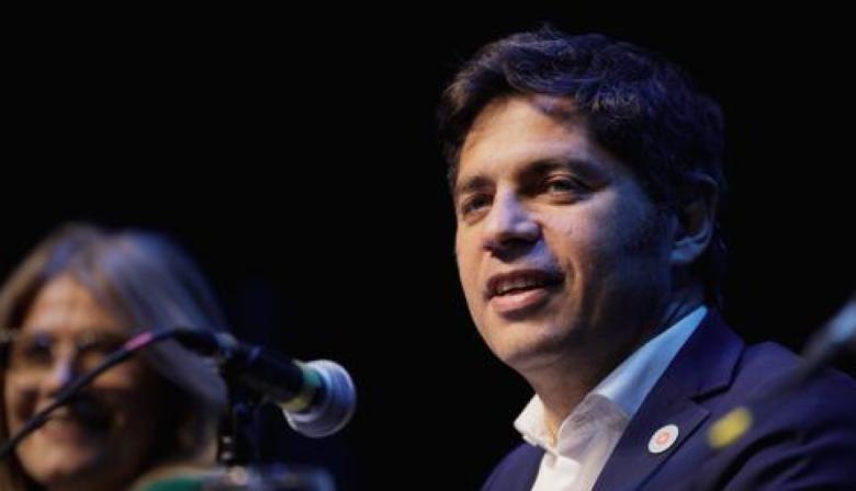 Kicillof participará de una cumbre progresista en Uruguay ante el avance de la derecha