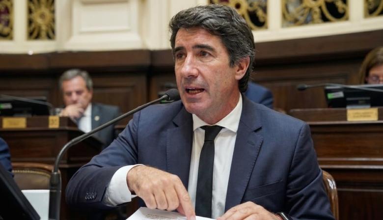 Civale rechazó tratar las reelecciones por fuera de una reforma política integral