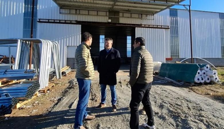 Hourcade recorrió empresas de Bavio y ratificó el avance del Parque Industrial