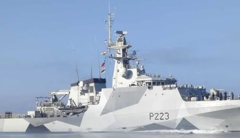Tensión en el Atlántico Sur: diputados exigen explicaciones por el paso de un buque de guerra británico