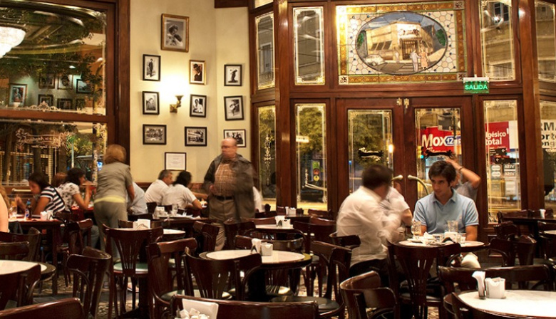 Crisis en la gastronomía: bares y restaurantes perdieron hasta 40% de clientes en 2 años y advierten por más cierres