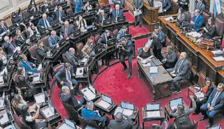 Sin votos, el oficialismo postergó por cuarta vez la reforma de la Ley de Tierras