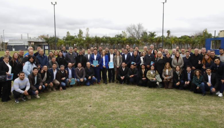 "Exporta vergüenza": la FAM cruzó a Milei por Lula y le pidió disculpas a Brasil
