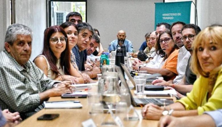 Paritaria docente bonaerense: la Provincia ofreció un 2,5% de aumento y los gremios lo rechazaron por “insuficiente”
