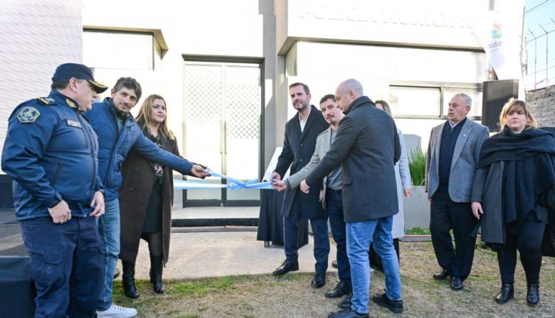 Escobar inauguró una escuela para profesionalizar a la Policía Municipal