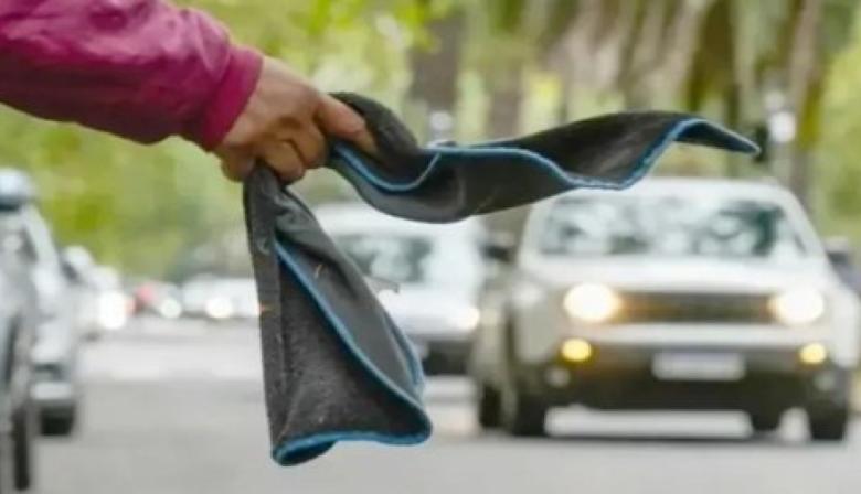 Avanza en el Senado bonaerense un proyecto para aplicar arresto a “trapitos” y cuidacoches