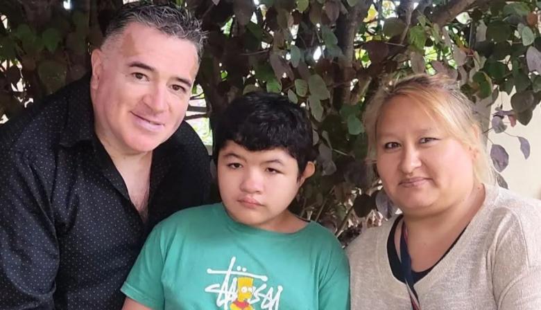 La historia de Benja: amor, resistencia y una campaña solidaria para un tratamiento experimental
