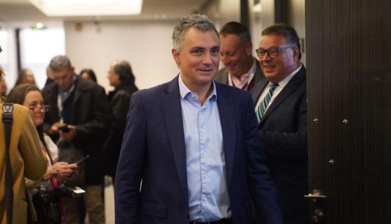 LLA suma otra ruptura y Pareja no logra frenar la fuga en los municipios