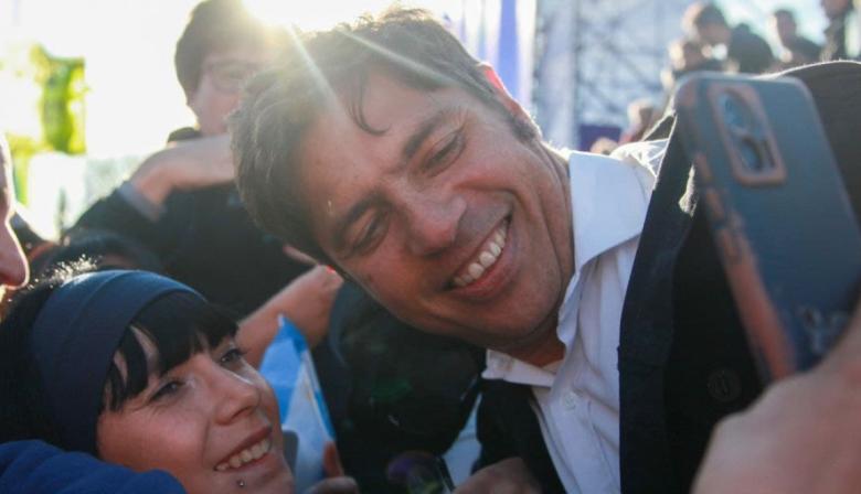 Kicillof lanza MDF Juventudes y disputa con Milei el voto de los menores de 30