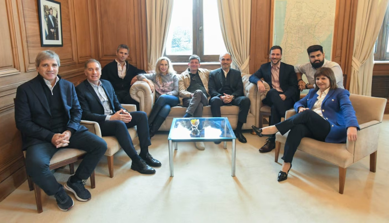 Ley de Tierras: el Gobierno sube al 25% el tope para venta a extranjeros y reúne a la mesa política